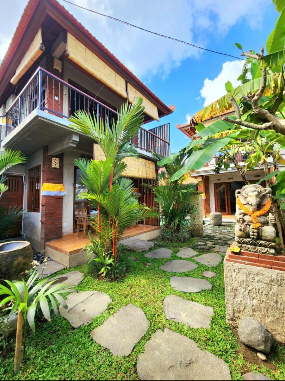 Villa Buda Yana *